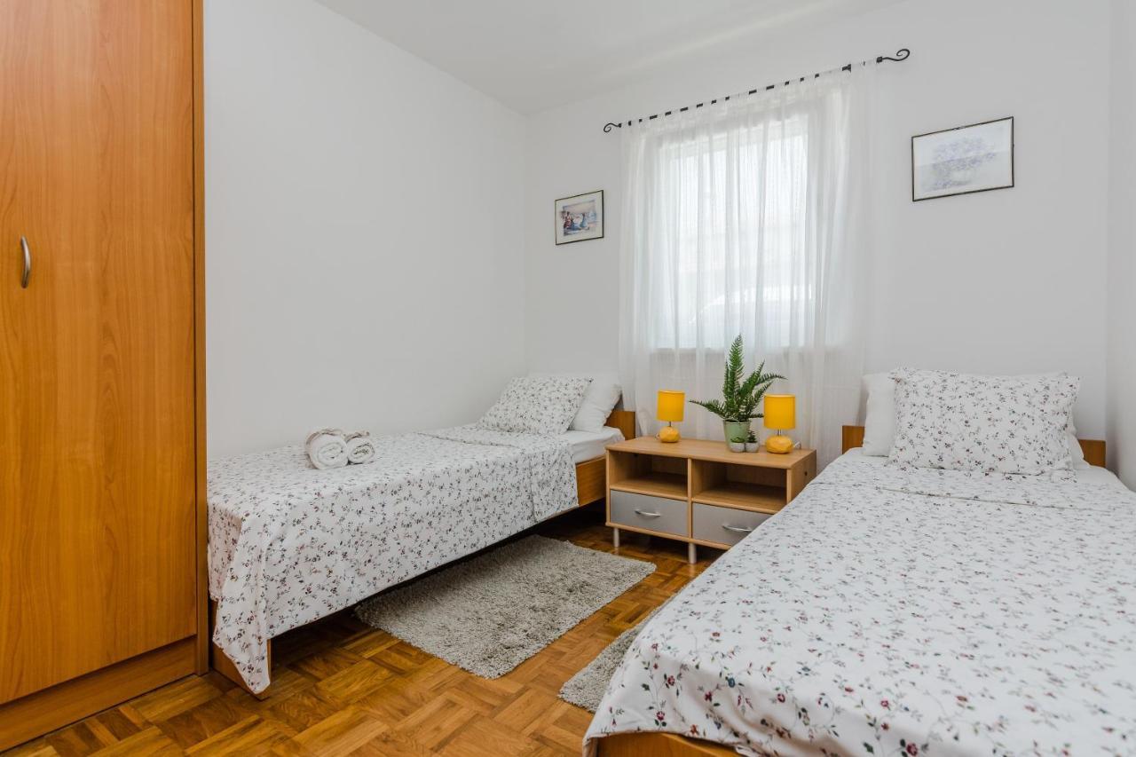 Luton Apartment Zadar Kozino Heating Pool & Jacuzzi Екстер'єр фото